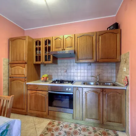 Apartman Comfortable In Near The Sea *
